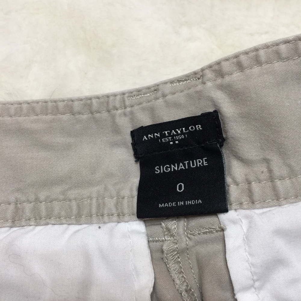 Ann Taylor Signture Pants - Picture 7 of 7